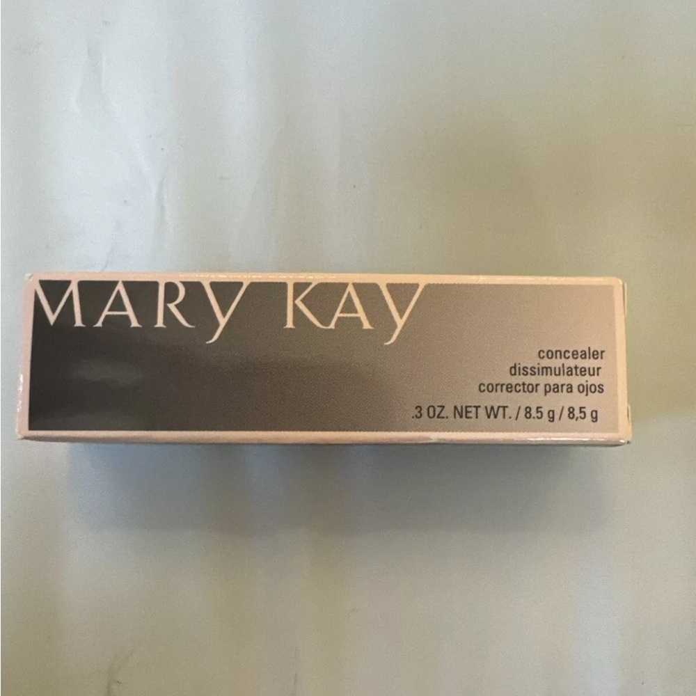 Discontinued Mary Kay Concealer Beige 2 Shade 023470